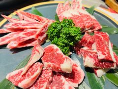 -草家酱蟹炭火烤肉店(珲春南路一店)