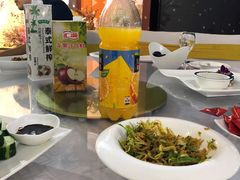 -绍兴中金豪庭大酒店