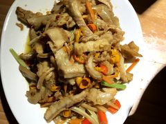 -唐伯虎新派湘菜馆(石夏时代广场店)