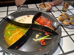 -朱光玉火锅馆(小寨原力场店)