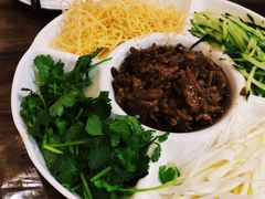 新京酱肉丝-富源东北春饼店(翠竹店)