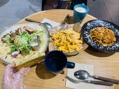 -HELLO 27 意面·沙拉·帕尼尼