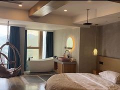 -闲隅江景艺术酒店(解放碑洪崖洞总店)