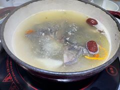 -黑鸡小馆(金源店)