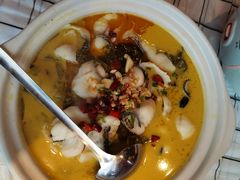 -荆楚渔艺堂·鱼头泡饭(江堤中路店)