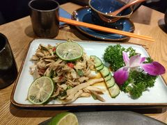 傣味柠檬爱上鸡-麦麦山云南菜(复地活力城店)
