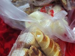 鲜奶牛角-爱德顺糕点食屋(利民道店)