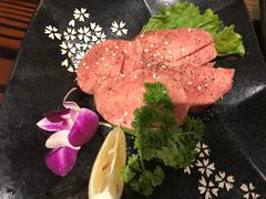 厚切牛舌-和萌牛肠烧烤(财富中心店)