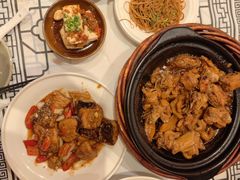 -客家大院·非遗赣南客家菜(郁孤台店)