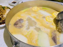 胡椒猪骨煲汤-肥仔文澳门猪骨煲(南京西路店)