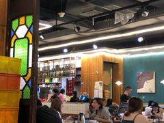 大堂-胡须佬鸡煲四季火锅店(石厦西村直营店)