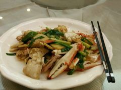 -东豪园林海鲜酒家(南港路辅路店)