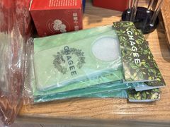 -霸王茶姬(上海静安大悦城店)