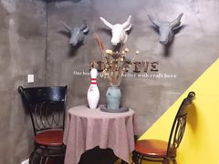 -HIGH FIVE哈福手工汉堡(桂林路店)