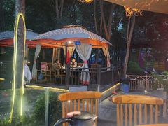 -二荆条·蜀鲜汇城市森林火锅