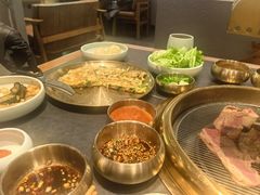 -韩白山·朝鲜族烤牛肉·酱蟹(长宁龙之梦店)