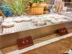 -雍和会海鲜姿造自助(湖东路店)