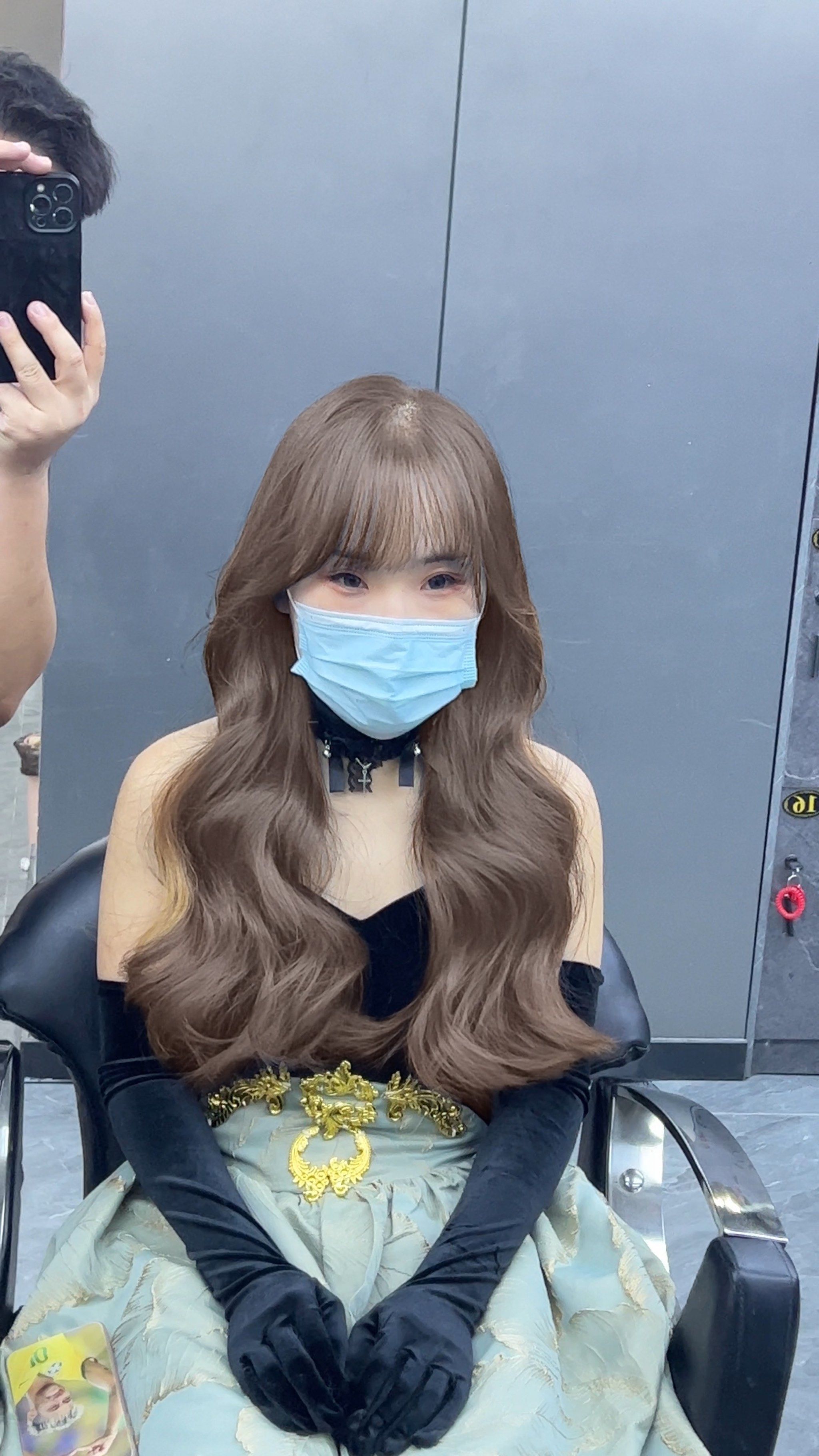 显白发色 奶茶色