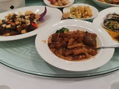 -泓历皇朝酒店(东亭店)