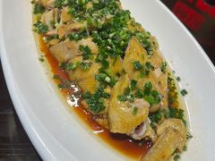 -魏铭鱼头捞饭(晋阳路店)