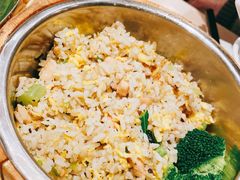 黑松露鸡粒炒饭-避风塘(宝山万达店)