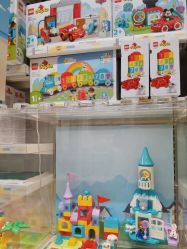 -乐高授权专卖店(济南万象城店)