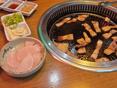 -豚豚猪村烤肉·韩国烤肉(总店)
