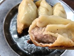 -黄阿姨锅贴大王(万航渡路店)