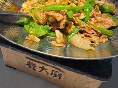 -费大厨辣椒炒肉(高铁吾悦广场店)