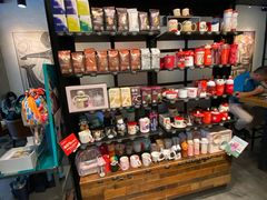 零售区-星巴克臻选(广州东山锦轩店)