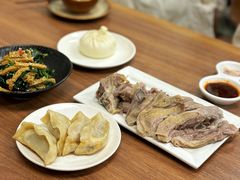 -贯贯吉·清真餐厅(浙江中路店)