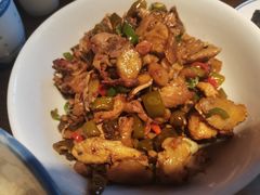 -廖师傅大蒜炒腊肉(袁家岭店)