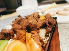 -穹六人间 people 6(岳阳路店)