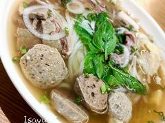 澳洲M6和牛火车头汤河-Pho Asia 亚阁越南料理(上海来福士广场店)