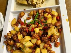 -隔壁老王·家常云南菜(花巷店)