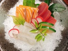 -晶吉·居酒屋·烧鸟·生鱼饭(中山区民主广场店)