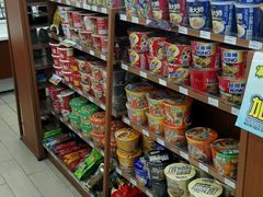 -全家便利店(东直门店)