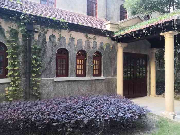 圣玛利亚女中旧址-"位于长宁路1185号(原长宁路1187号.