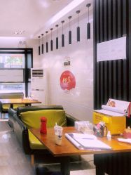 -痘院士专业祛痘皮肤管理