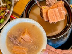 -莲餐厅·湖北菜·潜江小龙虾店(愚园路店)