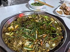 黄辣丁泥鳅小锅-满诗爷黄辣丁(金岛花园店)