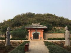 -洛阳古墓博物馆