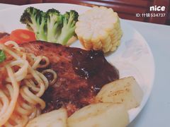 -URBAN REVIVO(西安Momopark店)