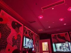 -自由港KTV(王子公主金平店)