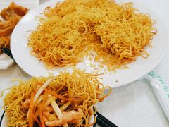 肉丝煎面-津津菜馆(绝没分店)