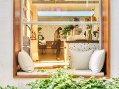 -Line 咖啡(石厦花园店)