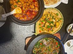 -万重锦·人文川菜馆(骡马市店)