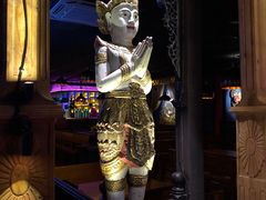 -Helens海伦司(海外联谊大厦店)