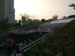 门面-UNI UNI(环亚凯瑟琳店)