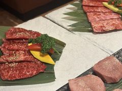 -炼火烤肉店